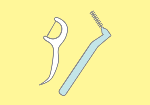 糸ようじと歯間ブラシ